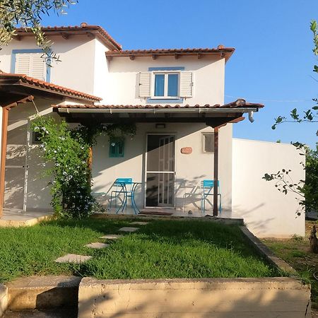 Villa Spiti Ostria à Aigio Extérieur photo